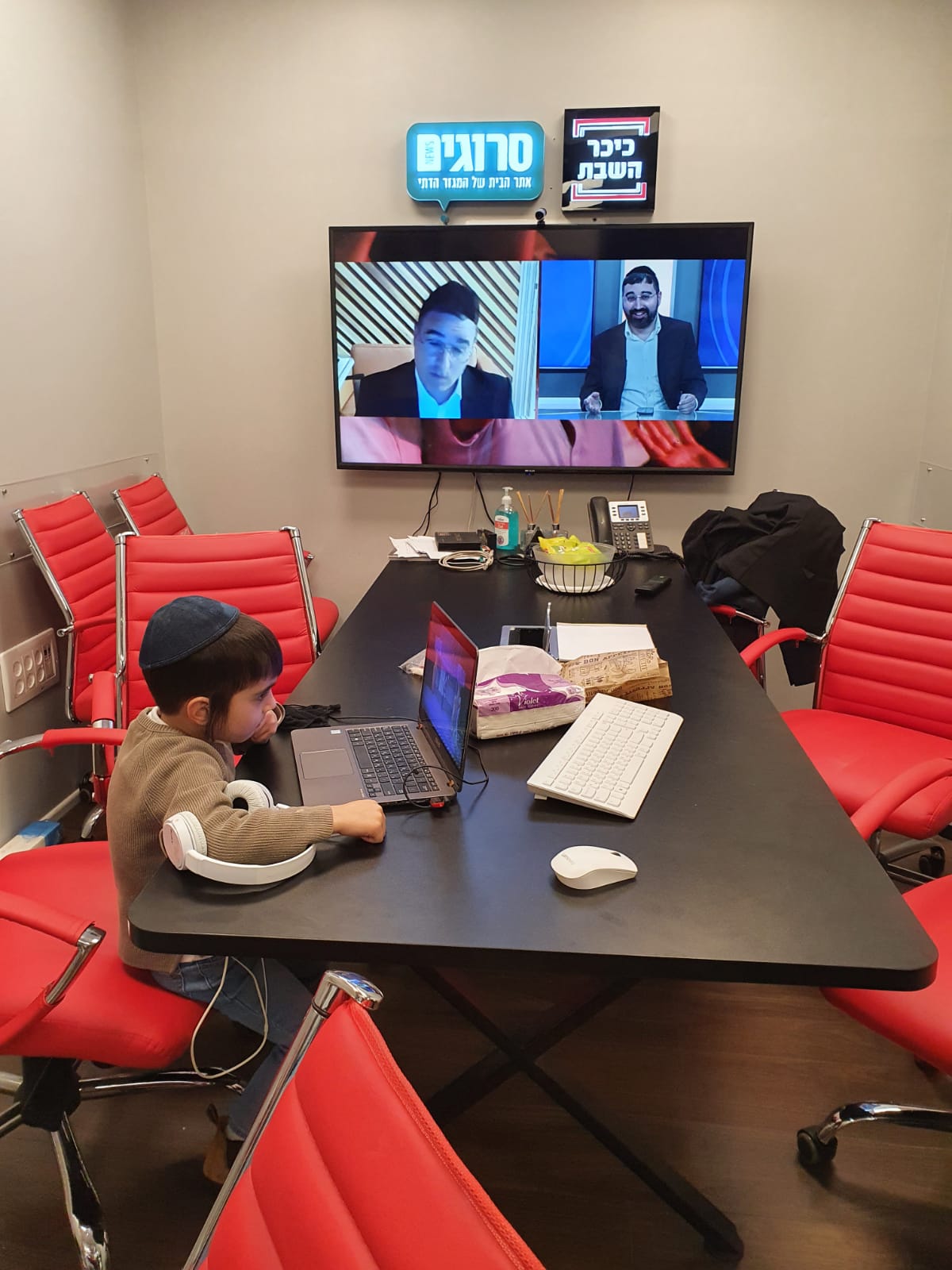 מאחורי כל 'מבקר' יש צופה אדוק ודאיי..אך בתוכניות ילדים...