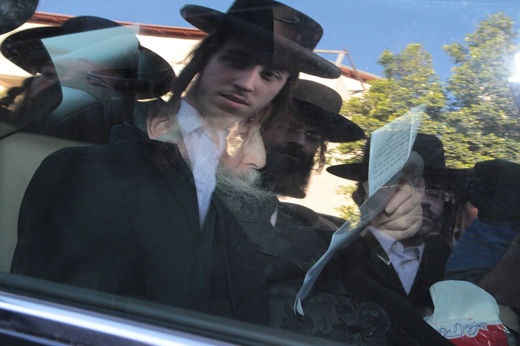 תיעוד: הפגנת 'העדה' בבית שמש בצל איומי הראב"ד