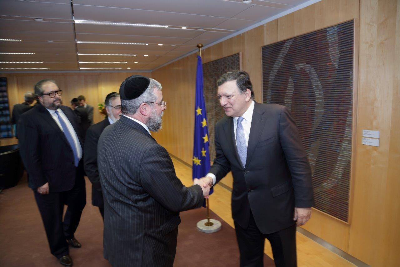 נשיא הנציבות האירופית: "מתנגדים לכל פגיעה בחופש הדת"