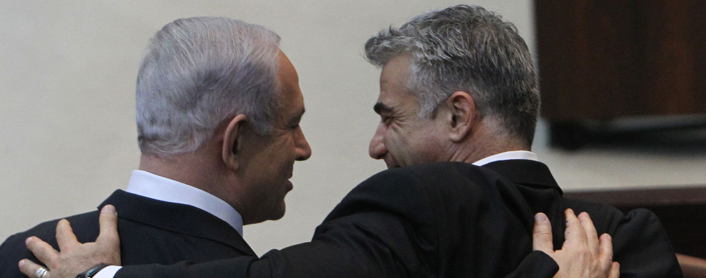 הפנה עורף לעולם התורה, ראש הממשלה עם לפיד