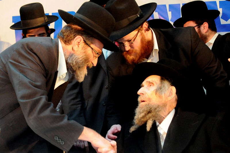 ח"כ גפני עם הגראי"ל שטיינמן, סבור שהעצרת רק תחזק את לפיד