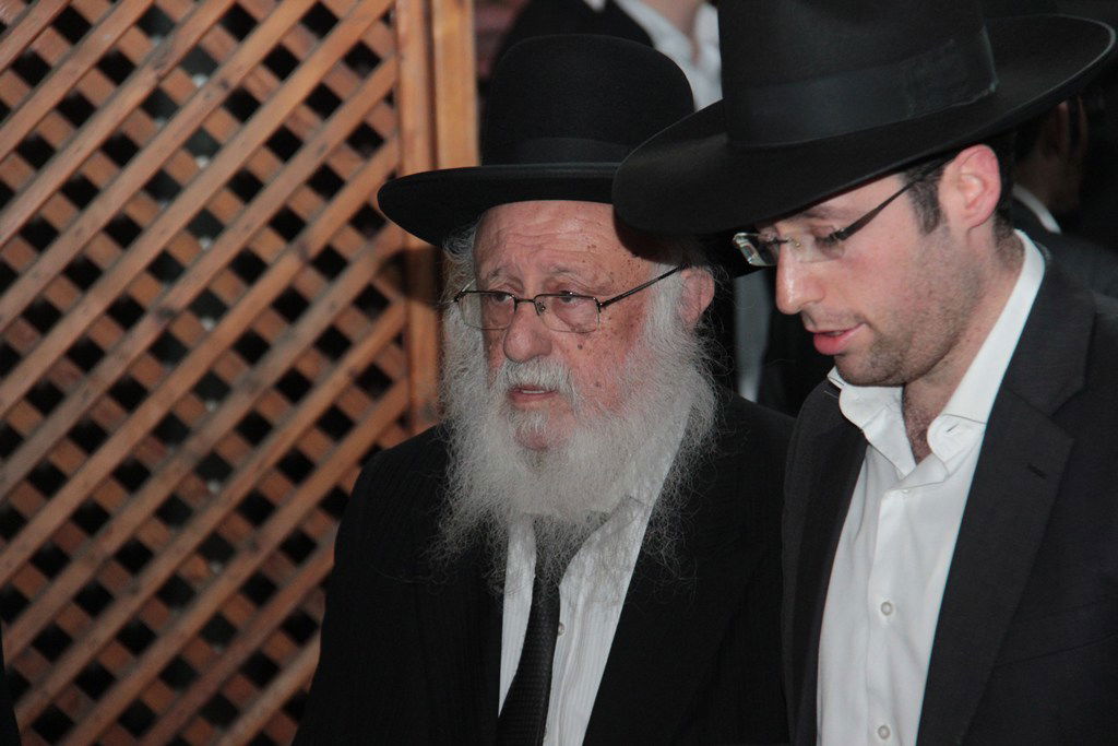 כינוס המועצות ההיסטורי: גלרית ענק