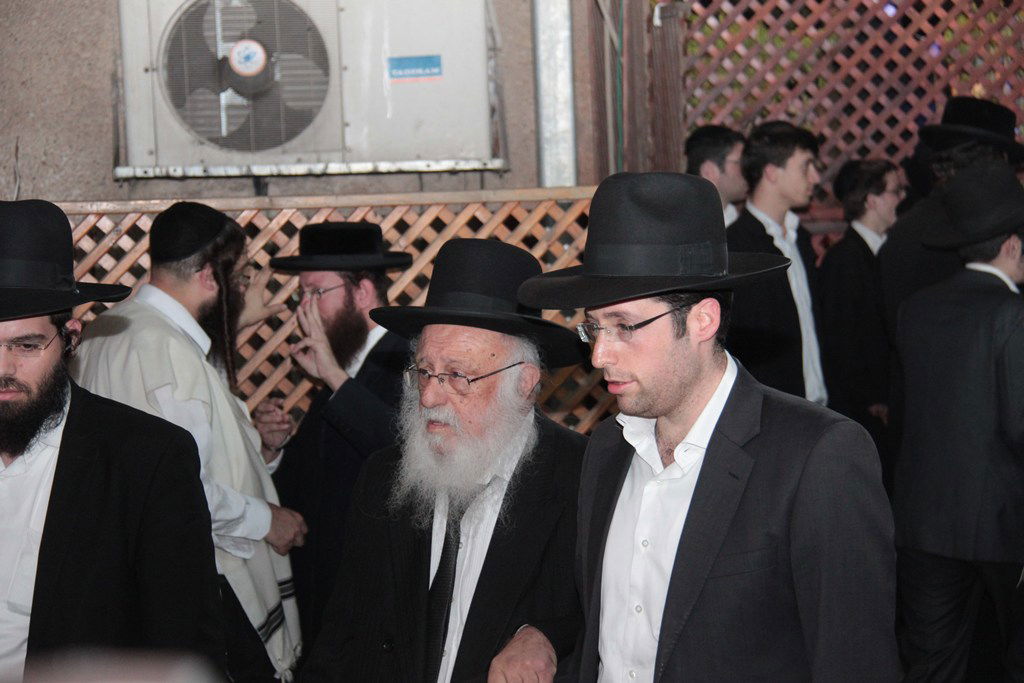 כינוס המועצות ההיסטורי: גלרית ענק