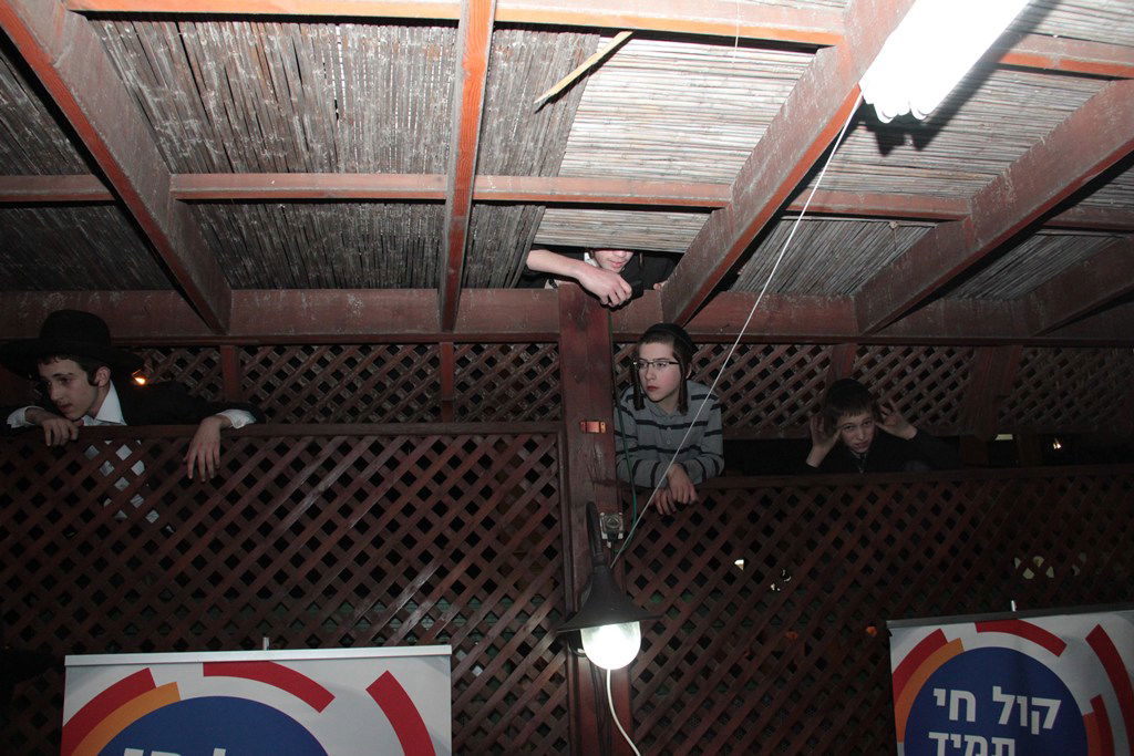 כינוס המועצות ההיסטורי: גלרית ענק