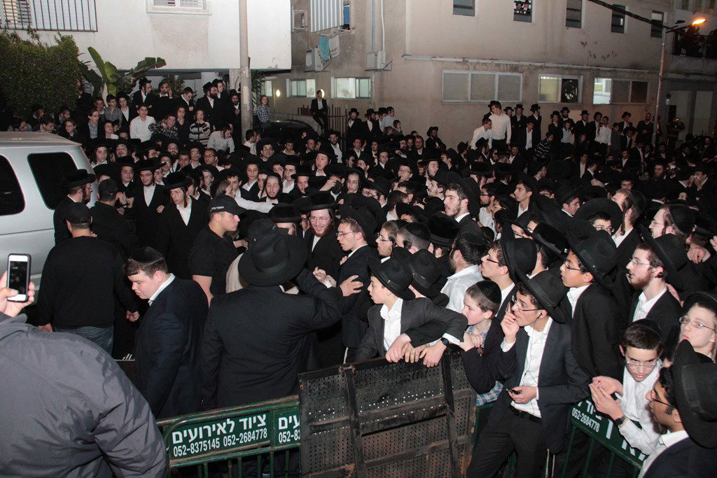 כינוס המועצות ההיסטורי: גלרית ענק