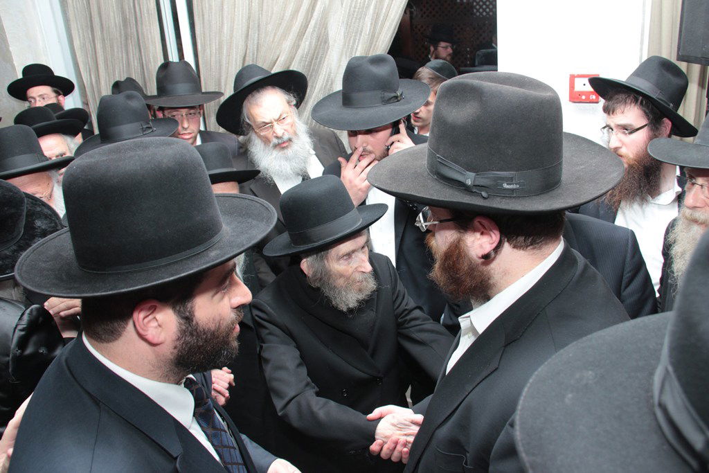 כינוס המועצות ההיסטורי: גלרית ענק