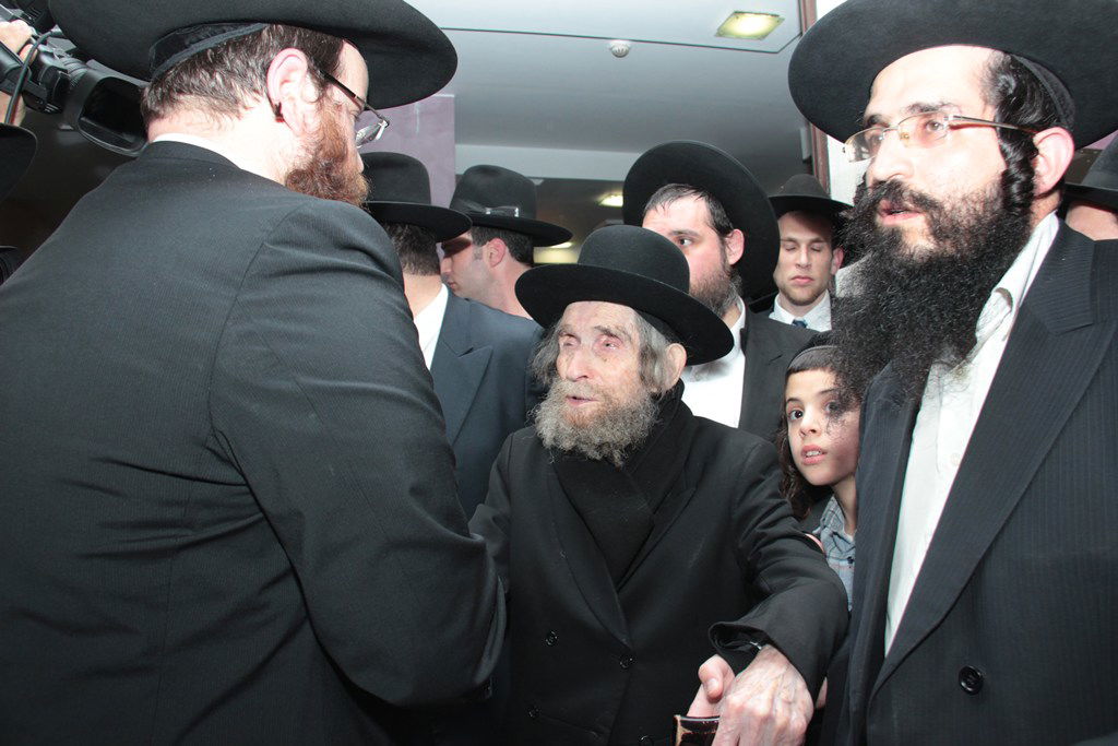 כינוס המועצות ההיסטורי: גלרית ענק