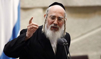 ח"כ ישראל אייכלר הקריא את החלטת ה"מועצות" במליאת הכנסת