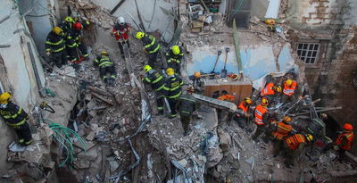 הבניין ההרוס בשל פיצוץ בלון הגז בעכו