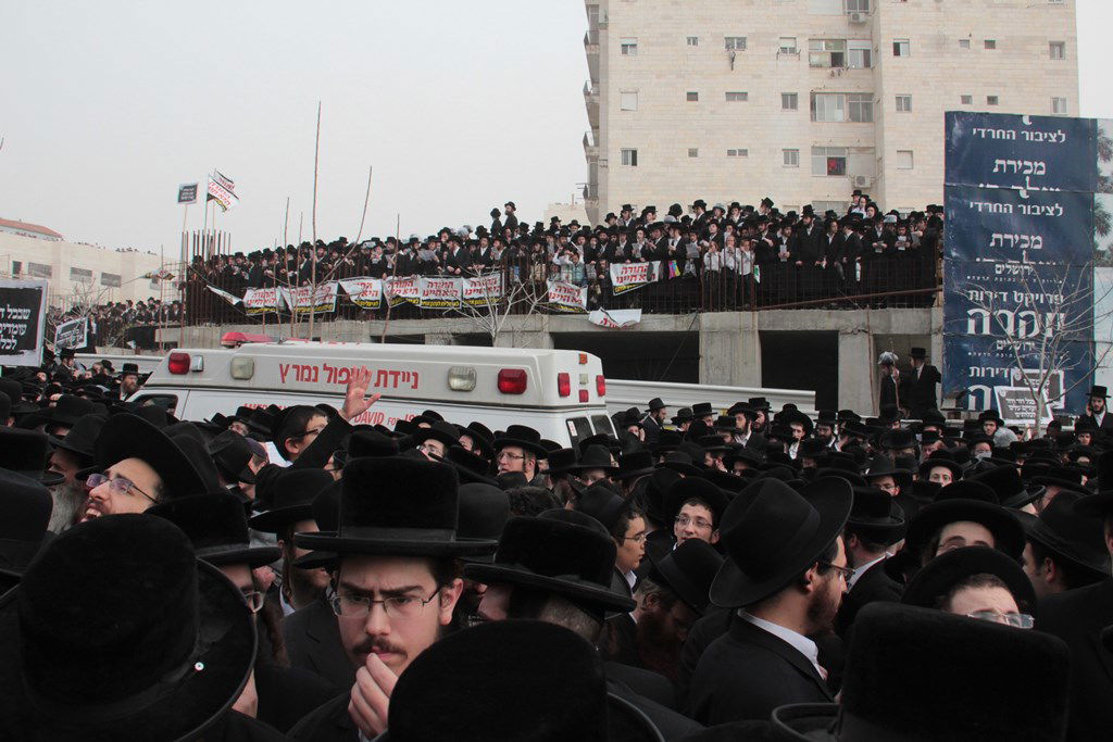 מאות אלפים בירושלים: כן לעולם התורה, לא לצבא • תיעוד ענק