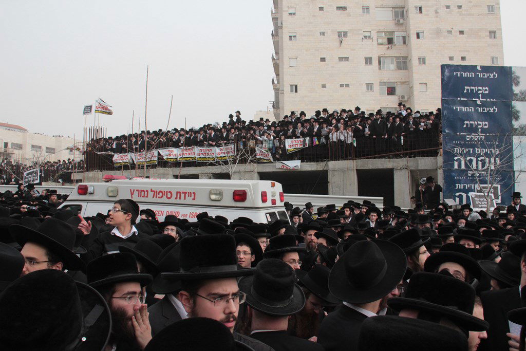 מאות אלפים בירושלים: כן לעולם התורה, לא לצבא • תיעוד ענק