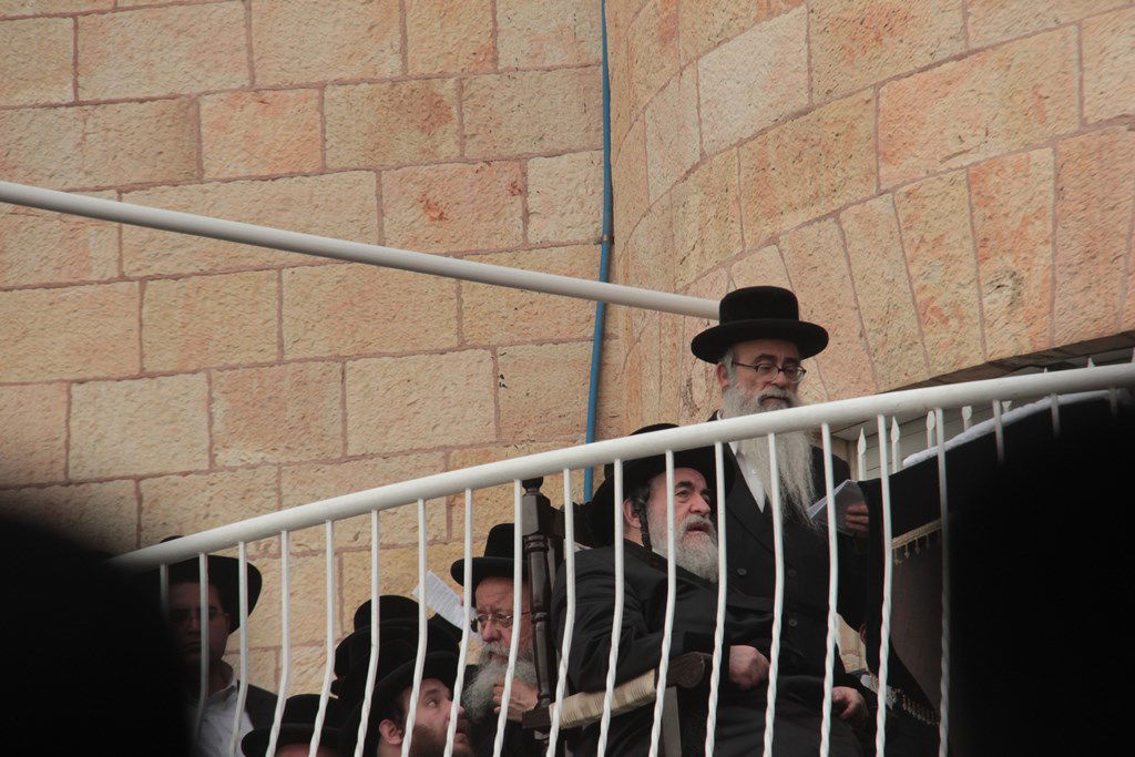 מאות אלפים בירושלים: כן לעולם התורה, לא לצבא • תיעוד ענק