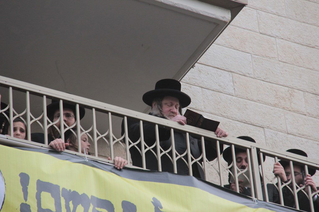 מאות אלפים בירושלים: כן לעולם התורה, לא לצבא • תיעוד ענק