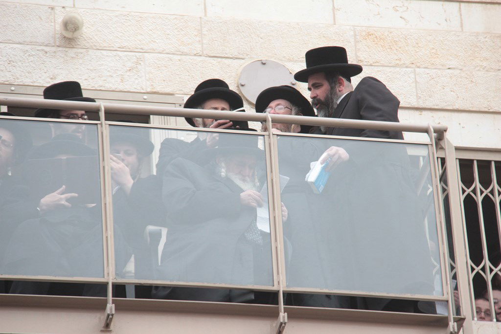 מאות אלפים בירושלים: כן לעולם התורה, לא לצבא • תיעוד ענק