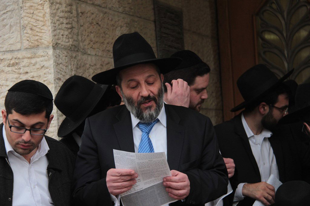 מאות אלפים בירושלים: כן לעולם התורה, לא לצבא • תיעוד ענק