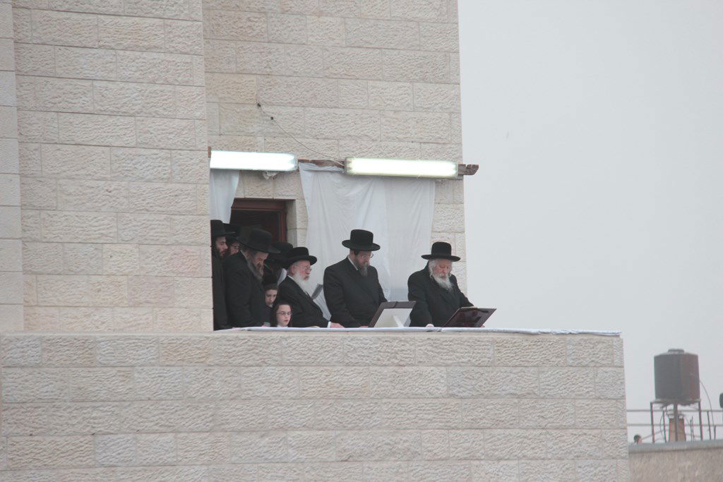 מאות אלפים בירושלים: כן לעולם התורה, לא לצבא • תיעוד ענק