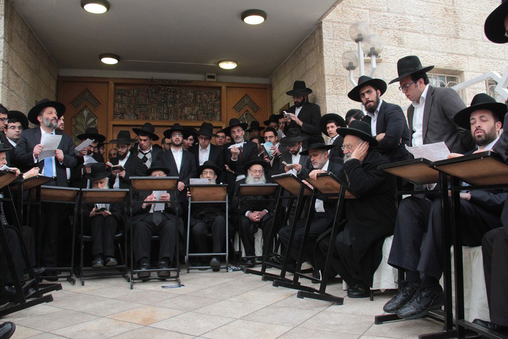 מאות אלפים בירושלים: כן לעולם התורה, לא לצבא • תיעוד ענק