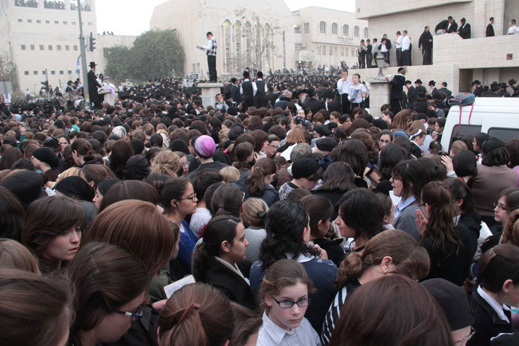 מאות אלפים בירושלים: כן לעולם התורה, לא לצבא • תיעוד ענק