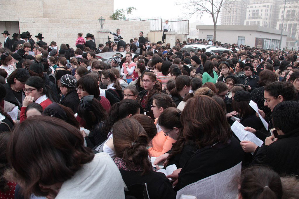מאות אלפים בירושלים: כן לעולם התורה, לא לצבא • תיעוד ענק