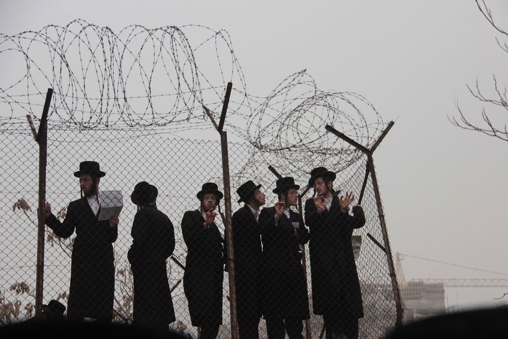 מאות אלפים בירושלים: כן לעולם התורה, לא לצבא • תיעוד ענק