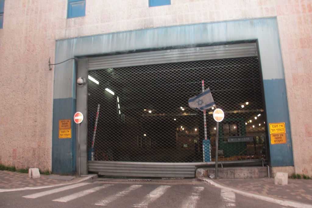 מאות אלפים בירושלים: כן לעולם התורה, לא לצבא • תיעוד ענק