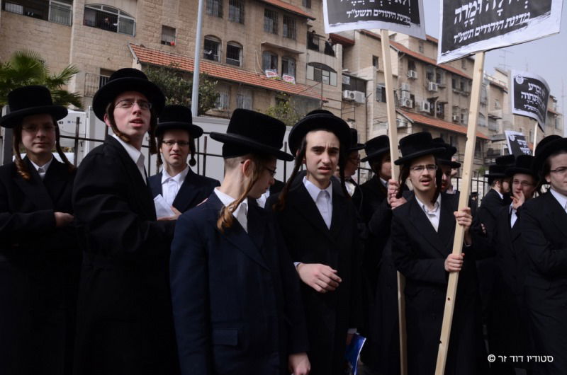 60 ריבוא זעקו: "לא נתגייס לצבא בשום פנים ואופן" • סיקור