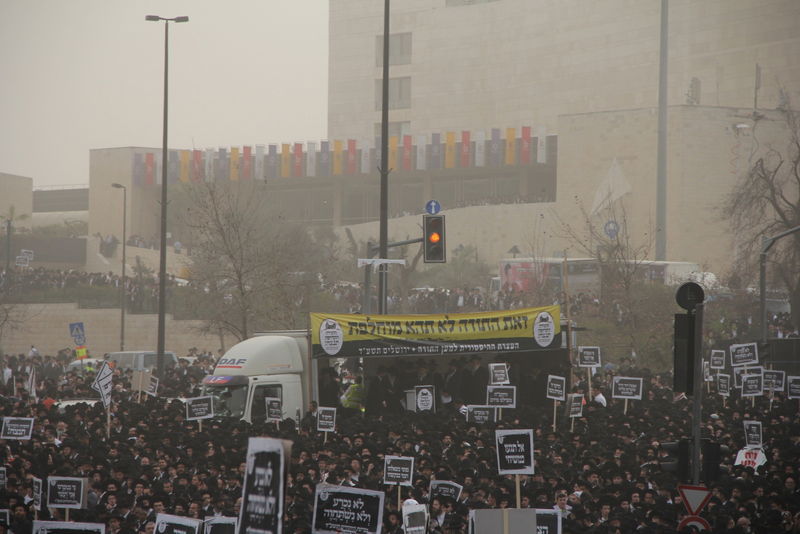 "ה' הוא האלוקים", התאחדו מאות האלפים בזעקה • תיעוד נדיר
