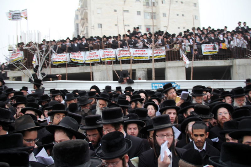 "ה' הוא האלוקים", התאחדו מאות האלפים בזעקה • תיעוד נדיר