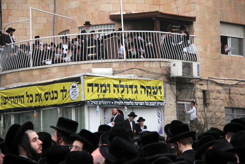 "ה' הוא האלוקים", התאחדו מאות האלפים בזעקה • תיעוד נדיר