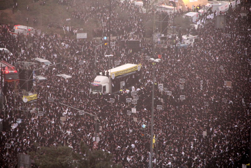 "ה' הוא האלוקים", התאחדו מאות האלפים בזעקה • תיעוד נדיר