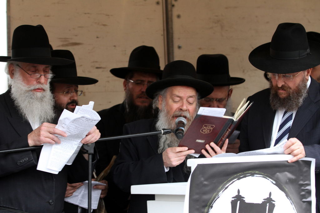 גלריה: בימת "עצרת המיליון"