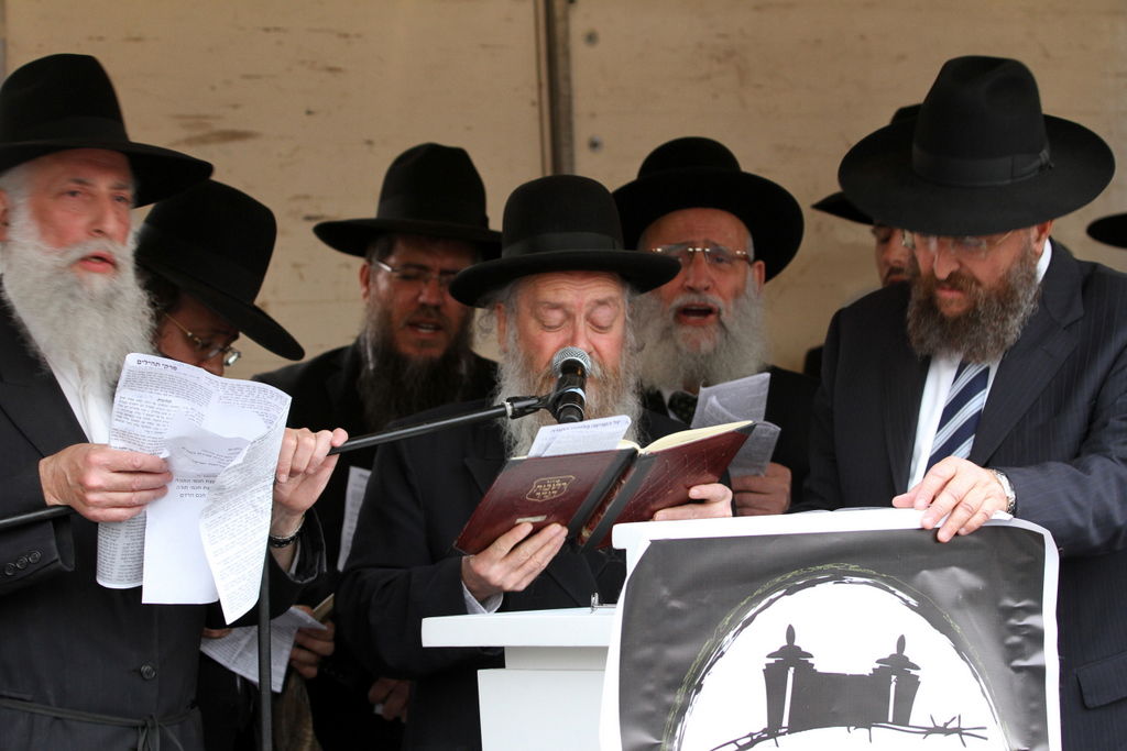 גלריה: בימת "עצרת המיליון"