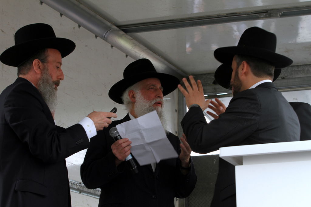 גלריה: בימת "עצרת המיליון"