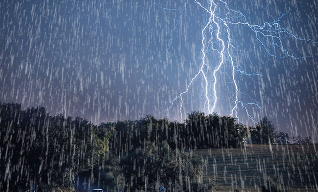 הספקתם לשכוח? החורף חוזר: שבוע של גשמים וסופות רעמים