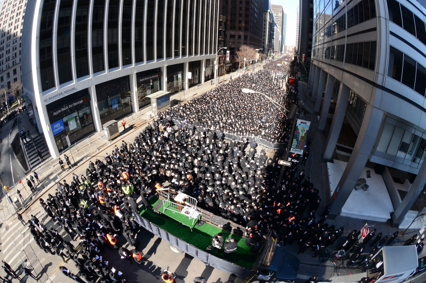 תיעוד מרהיב: העצרת במנהטן