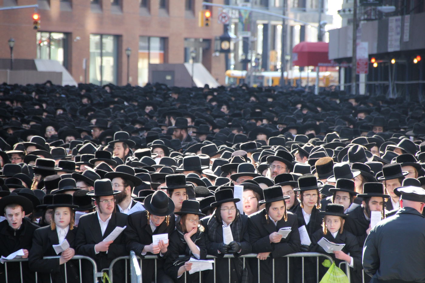 תיעוד ענק ﻿• מעמד קידוש השם גם בארצות הברית