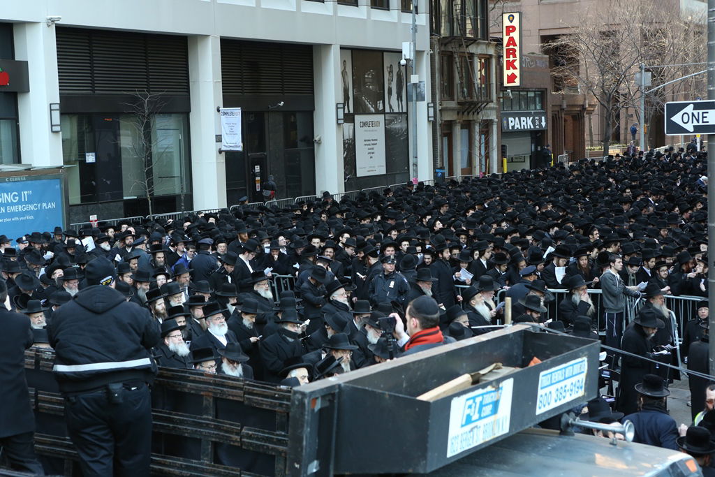 תיעוד ענק ﻿• מעמד קידוש השם גם בארצות הברית
