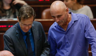 עופר שלח תוקף את בוז'י הרצוג: "בחרו בחנופה ובמחדל"