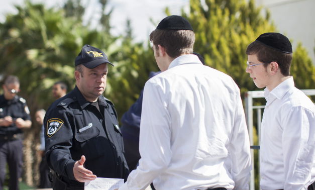 בית שמש:  תמונת מצב בעיר שסועה