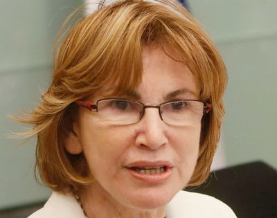 שרת הבריאות יעל גרמן