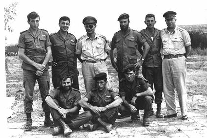 עם הרמטכ"ל משה דיין ז"ל