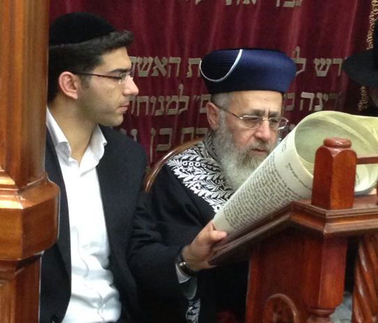 הגר"י יוסף, הערב