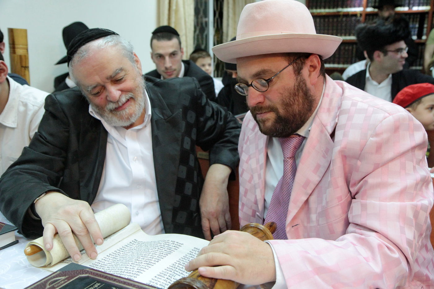 צפו בתיעוד מיוחד: בית שמש חוגגת פורים