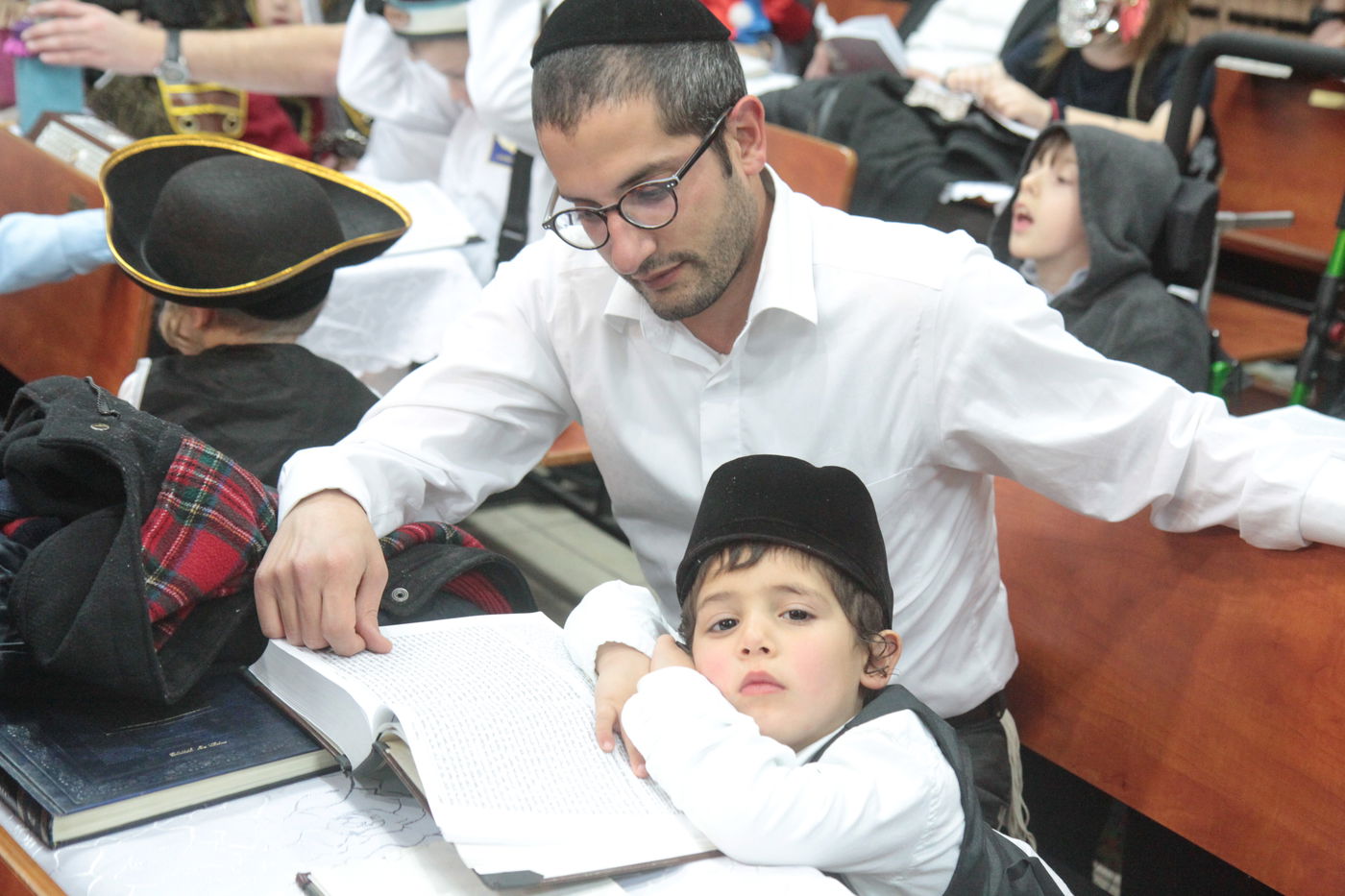 צפו בתיעוד מיוחד: בית שמש חוגגת פורים