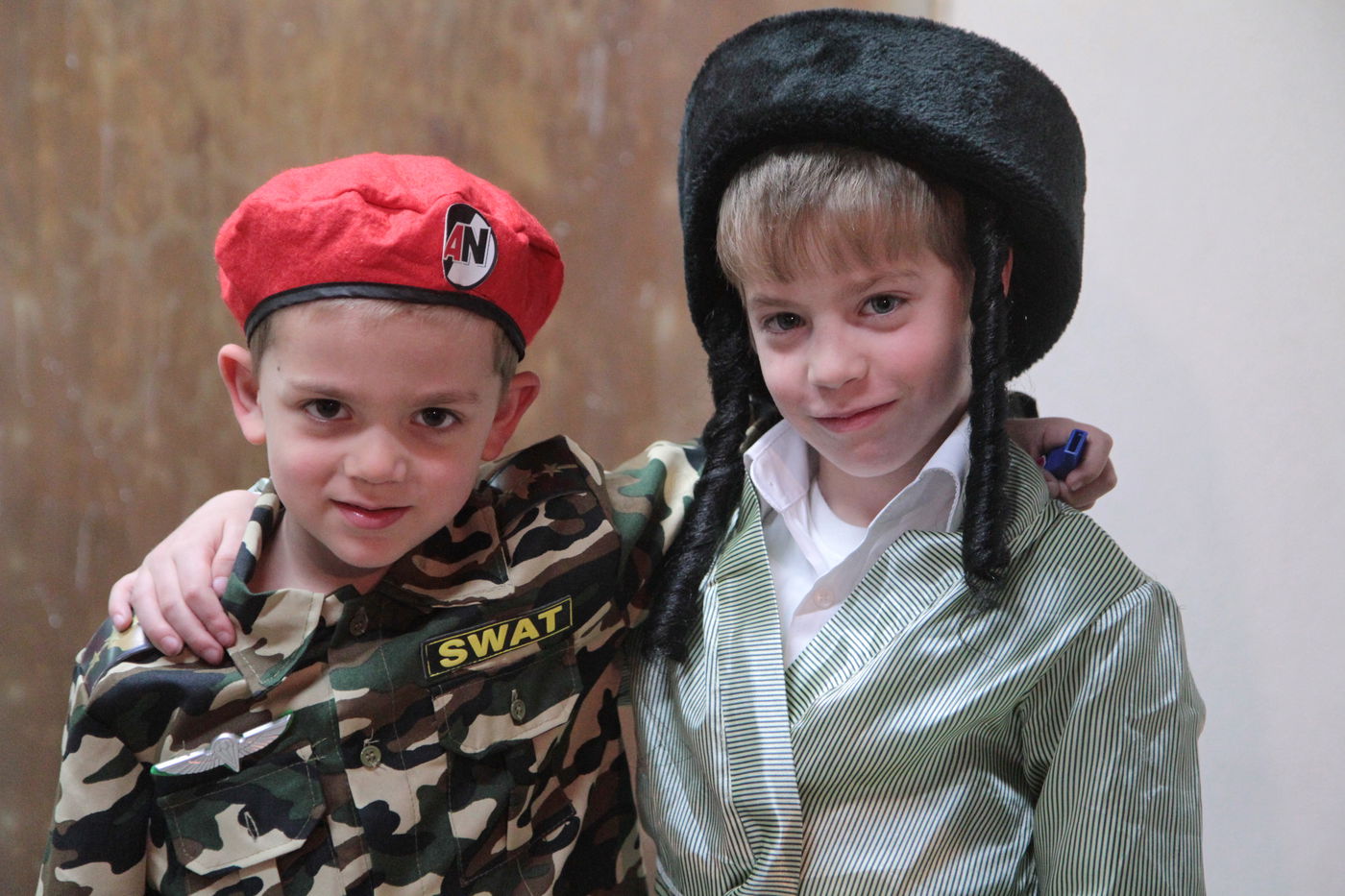 צפו בתיעוד מיוחד: בית שמש חוגגת פורים