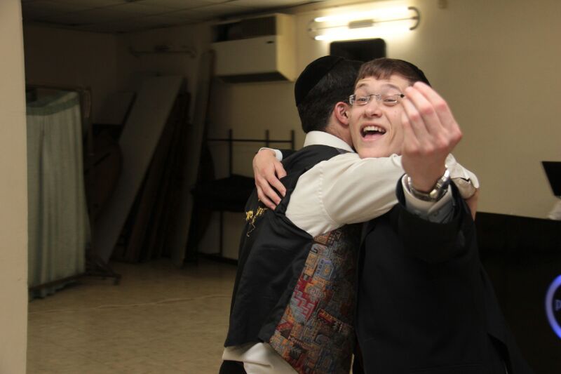 תמונות:  יו"ר ש"ס אריה דרעי חוגג את פורים