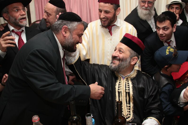 תמונות:  יו"ר ש"ס אריה דרעי חוגג את פורים