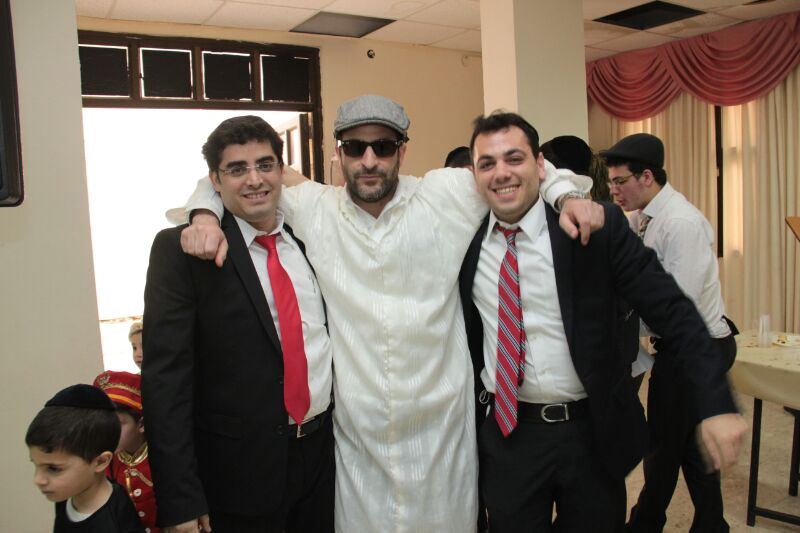 תמונות:  יו"ר ש"ס אריה דרעי חוגג את פורים