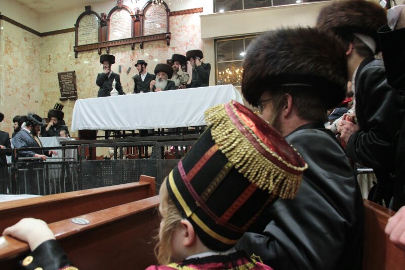 צפו בגלריה: שושן פורים בחצרות החסידים