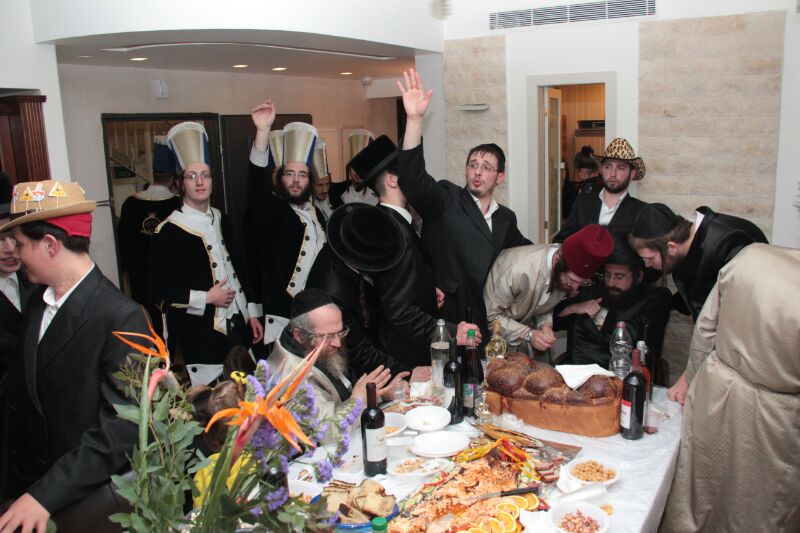 עד דלא ידע: צפו בחגיגות פורים בירושלים